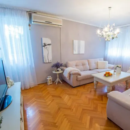 Luxe Living In